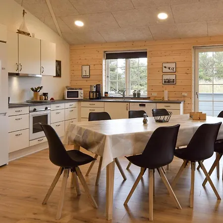 Ferienhaus Cozy In With Kitchen Fanø
